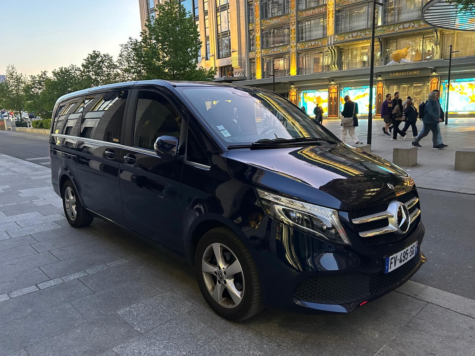 Mercedes — Ön üç çeyrek